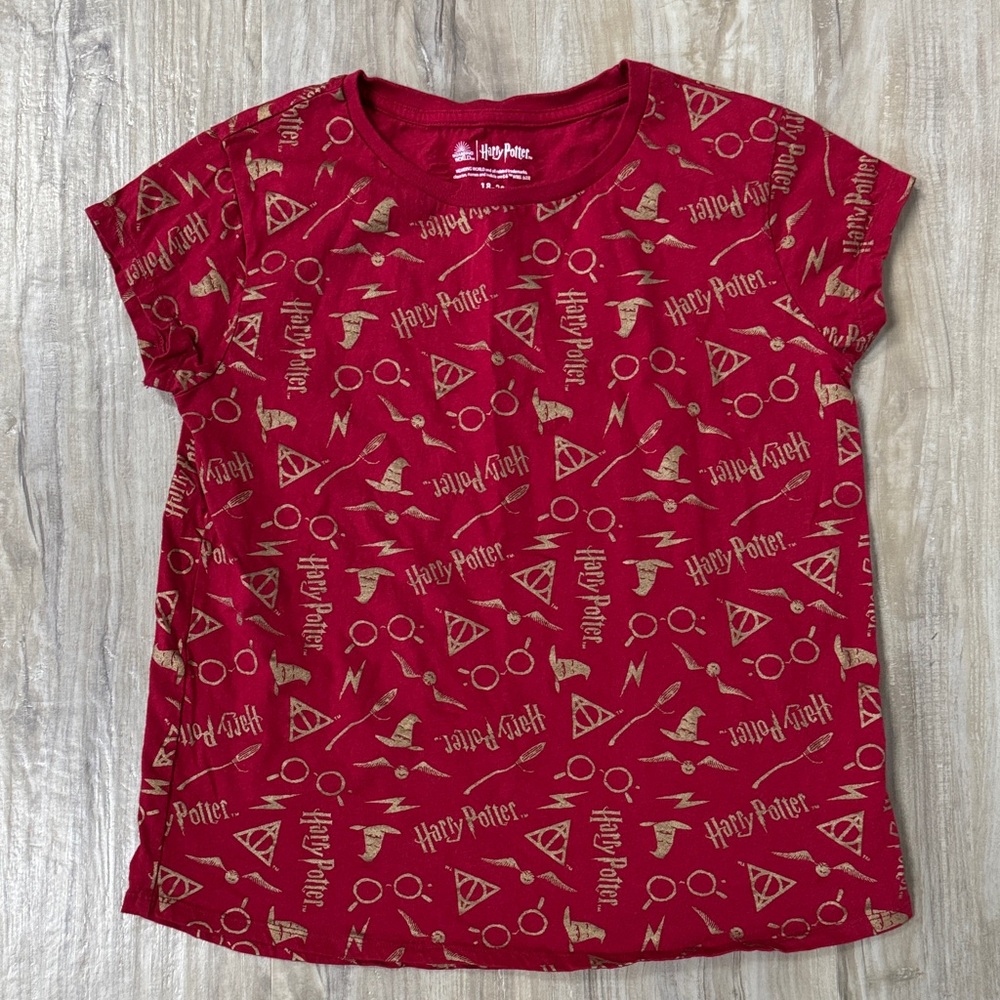 Warner Bros. Red and Gold Harry Potter Kids T-Shirt